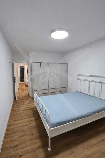 Дава се под наем Тристаен апартамент в Пловдив, Кючук Париж - 96 кв.м за 747.66 € - Снимка #1