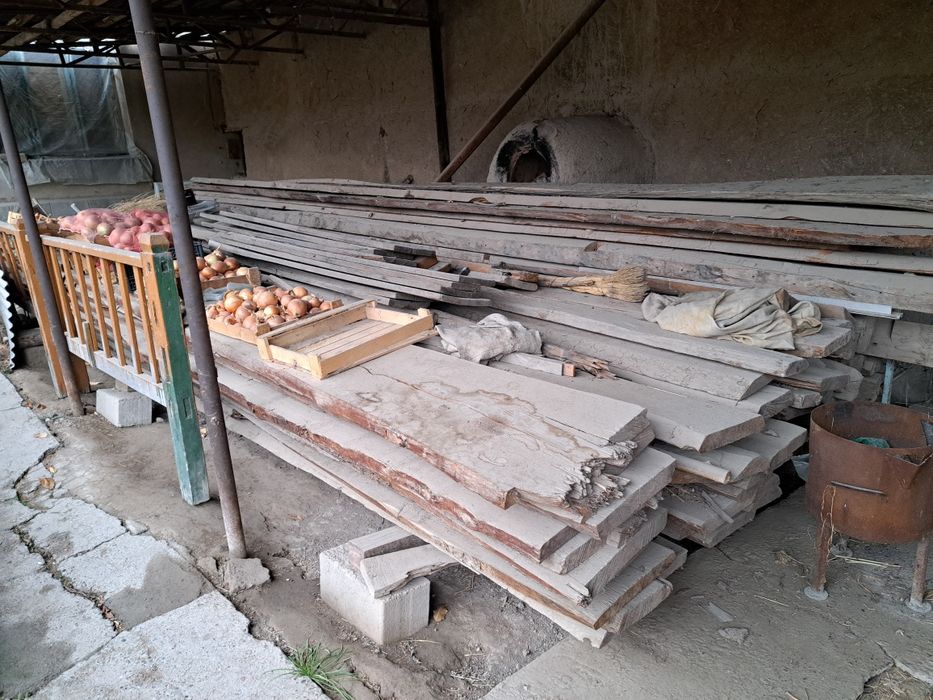 Yog'och, taxta, to‘sin sotiladi