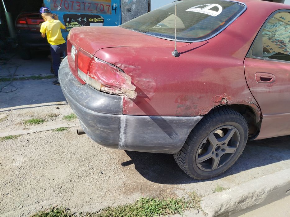 Продам бампер мазда кронс пер и зад бампер