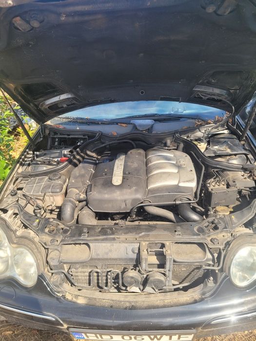 Mercedes-Benz C220 Break – piele, motor 2.2