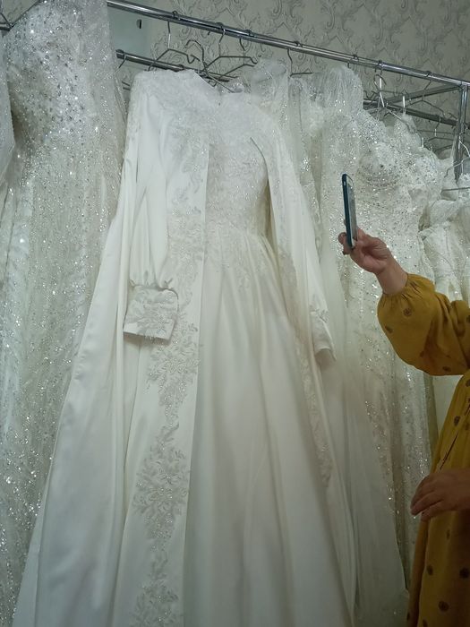 Kelin koylak abayali nejniy still diadema sariy qoshib beriladi