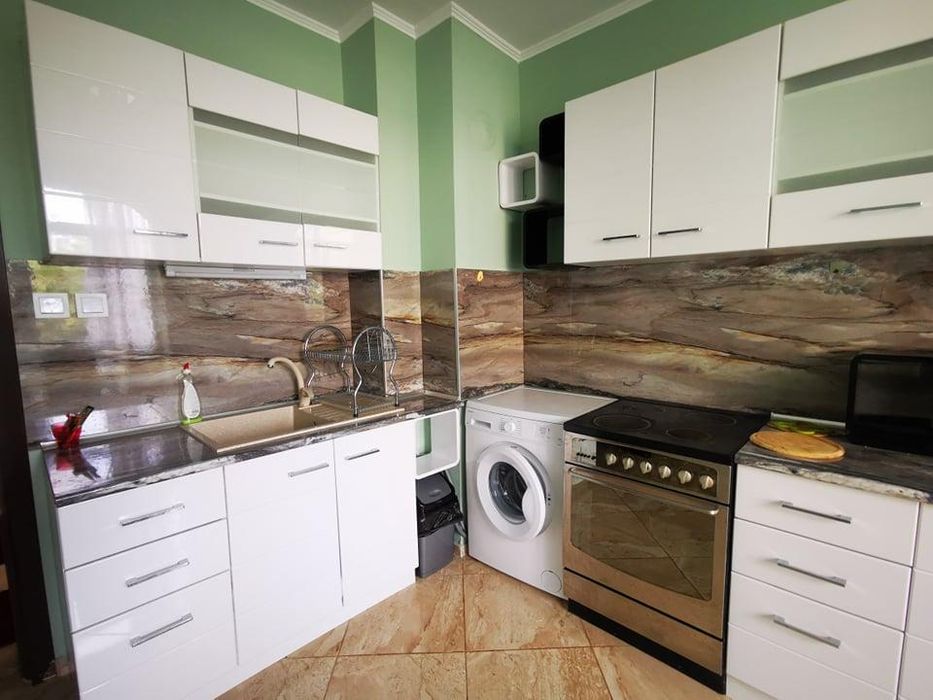 Дава се под наем Тристаен апартамент в София, Център - 120 кв.м за 900 € - Снимка #4