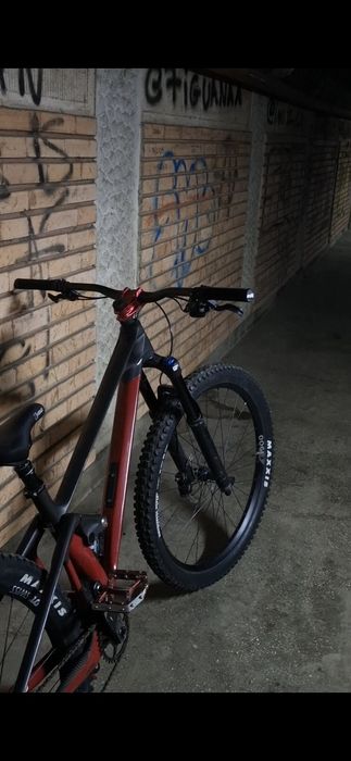 !!URGENT!! Mondraler foxy r 2022