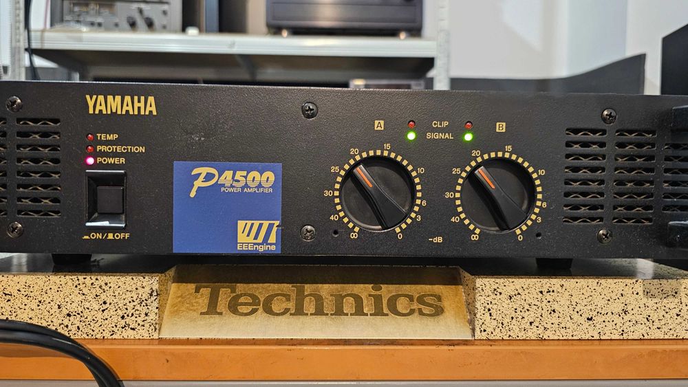 Amplificator Yamaha P4500 (Profesional) 2 x 460W/8 Ohmi