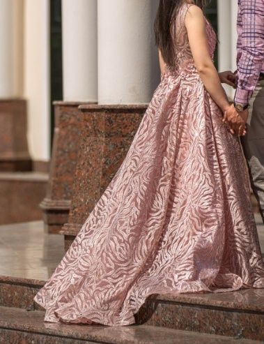 Элегантное вечерние платья