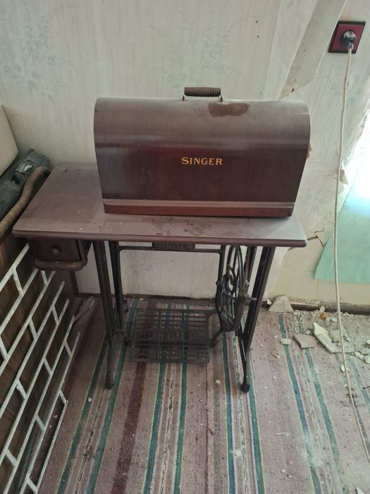 Шевна машина Singer
