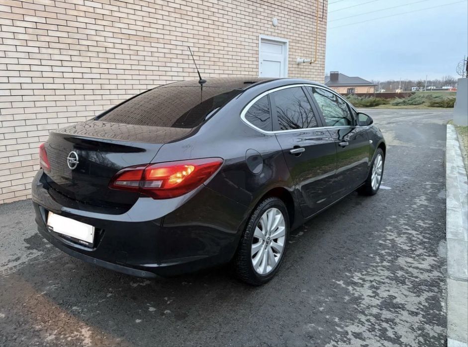 Опель Астра 1,6 МКПП