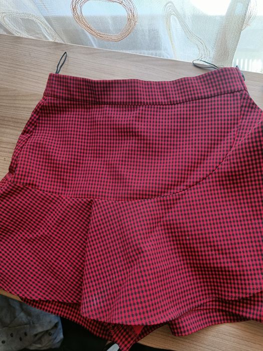 Fusta-pantalon zara noua XS