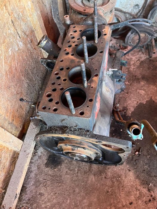 Bloc motor Massey Ferguson in 4 pistoane