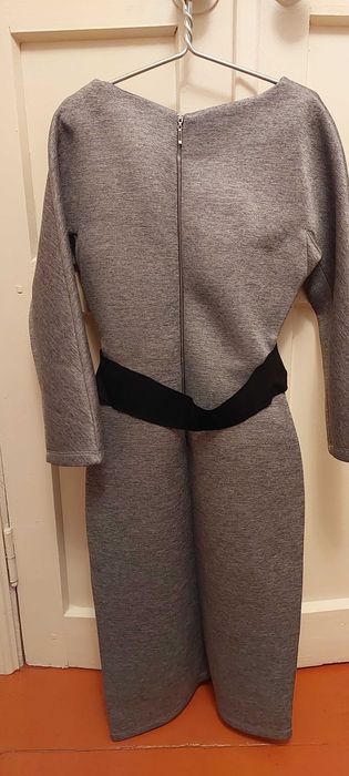 Продам платье повседневное