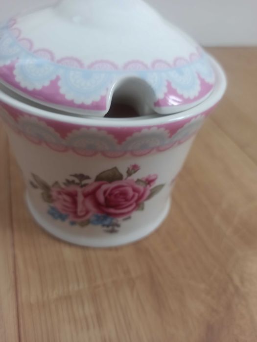 Комплект порцеланови буркани