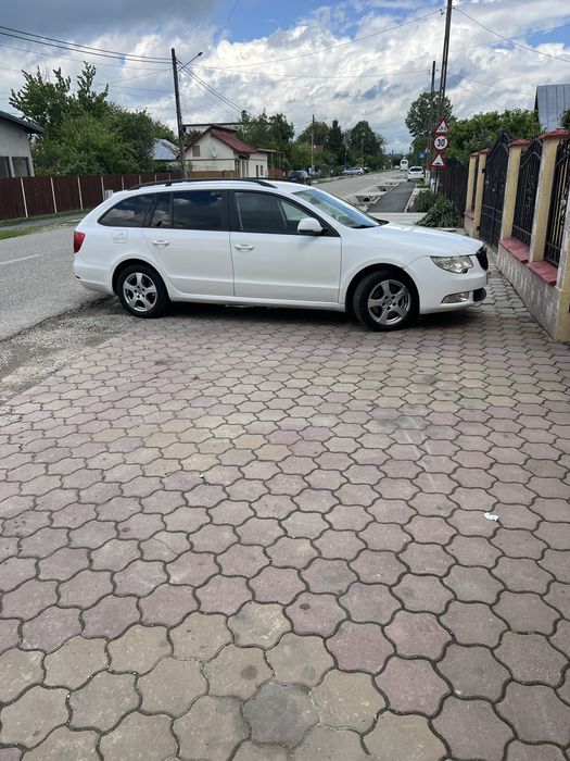 De vânzare: Skoda Superb 2011 – veterană de drum lung, încă în formă de muncă