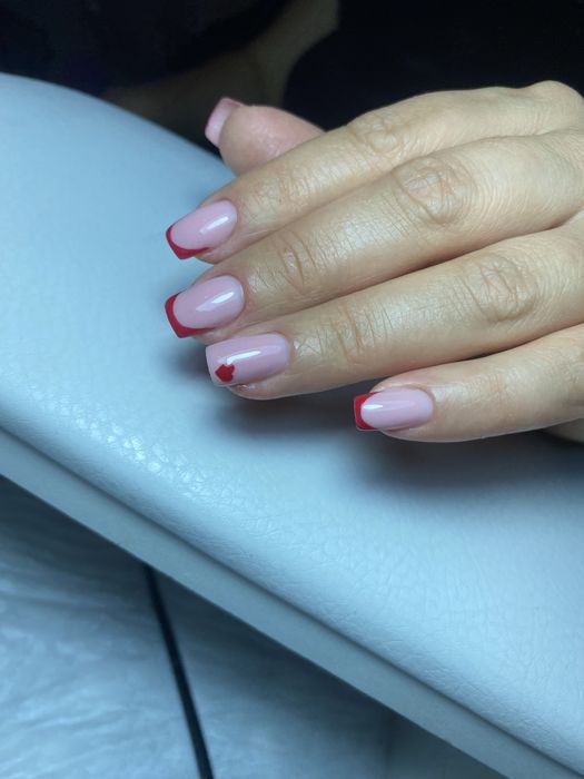 Маникюр-Педикюр на выезд