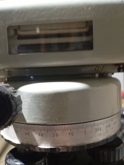 Нивелир оптический