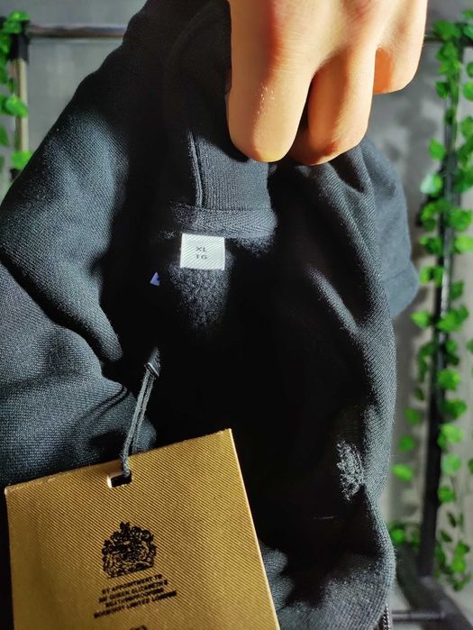 Hanorac burberry marimea XL