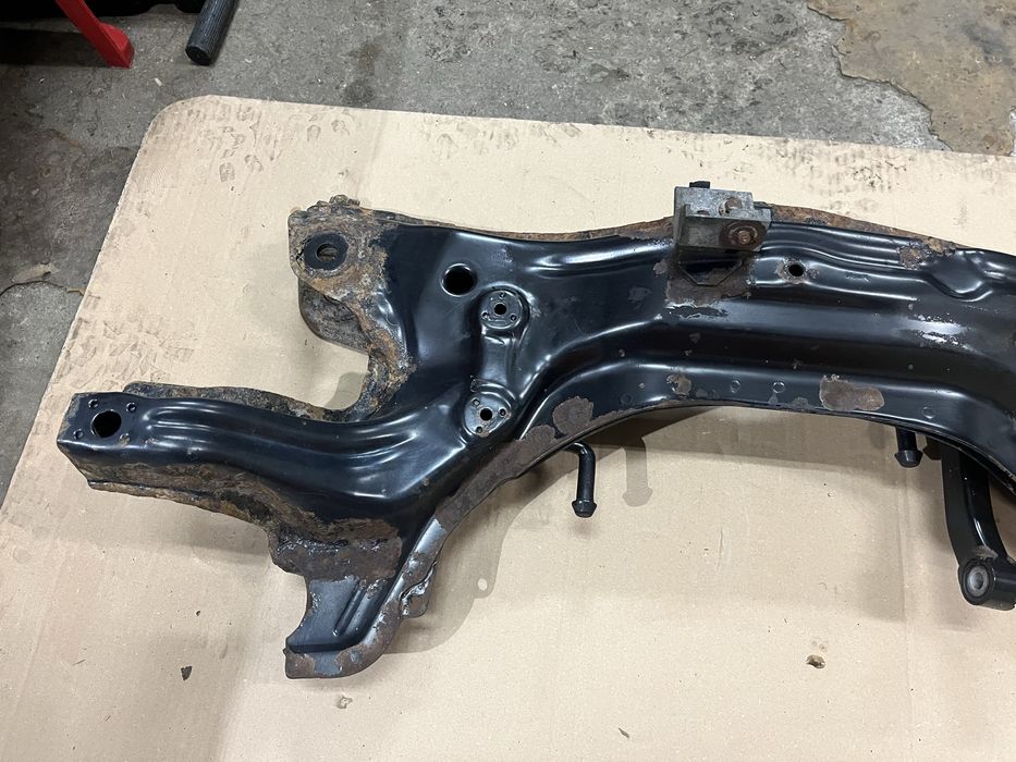Преден мост за VW Lupo