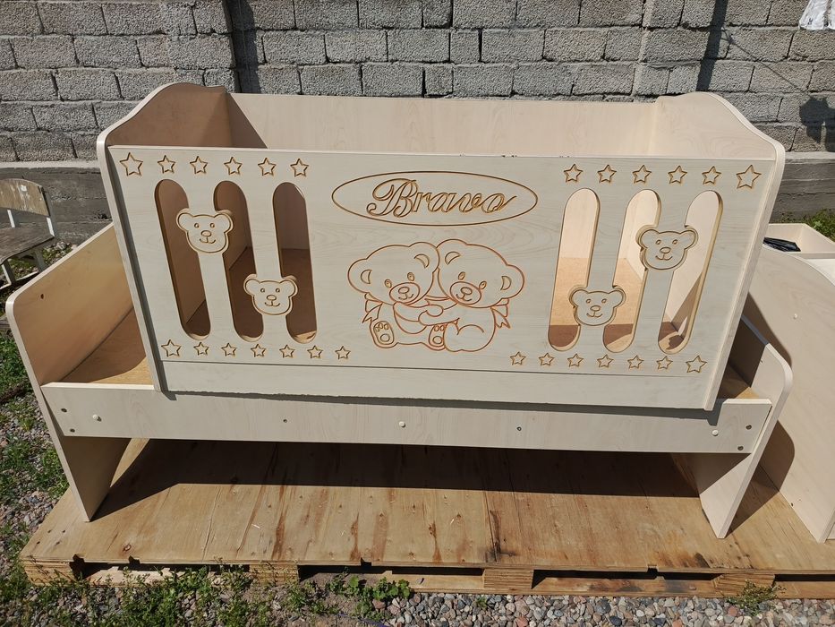 Bolalar kravati tumbasi bilan