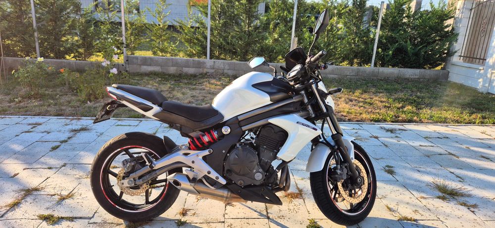 Kawasaki er-6n 2012 A2