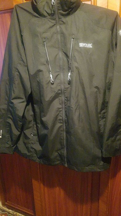 geci , hanorac ,trening nike , pantaloni fas, vesta reflectorizanta