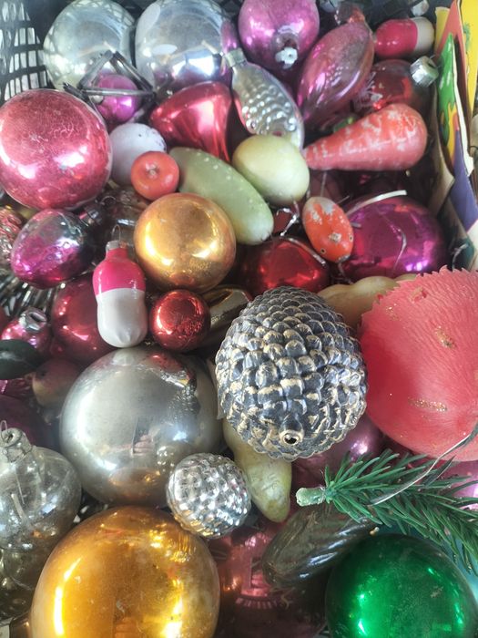 Продаются ёлочные игрушки советского периода