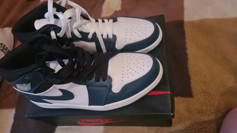 Здравствуйте Натуральная кожа