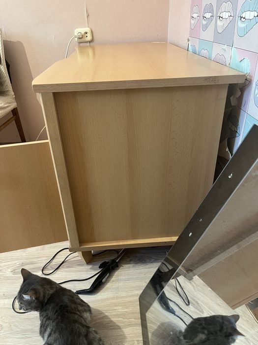 Письменный стол
