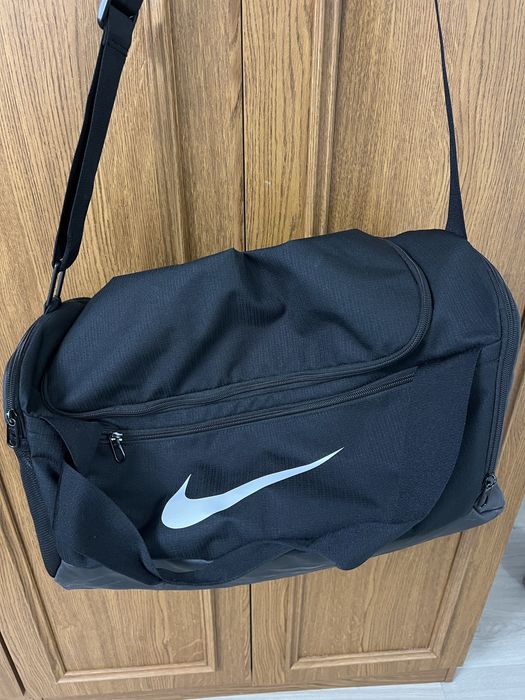 Vand geanta nike