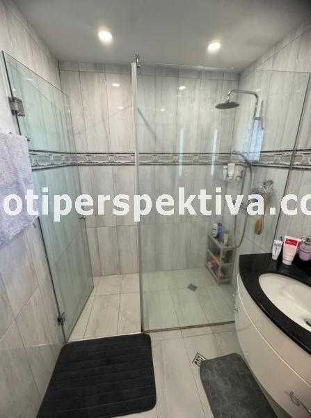 Продава се Многостаен апартамент в Пловдив, Остромила - 179 кв.м за 1665 €/кв.м - Снимка #12