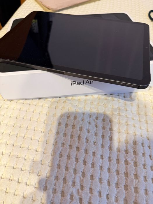 iPad Air 5 Cellular