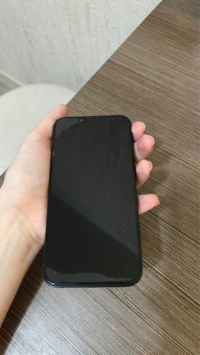 Продам Айфон 13 на 128 гб