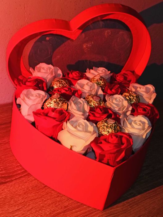 Cutie cadou pentru cei dragi ție de 8 martie sau pentru ori ce