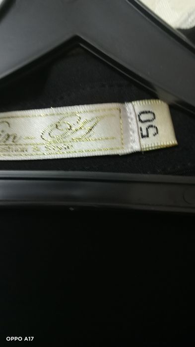 Продам платьЯ  .