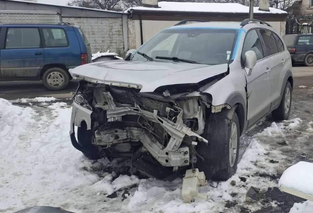 Chevrolet captiva на части