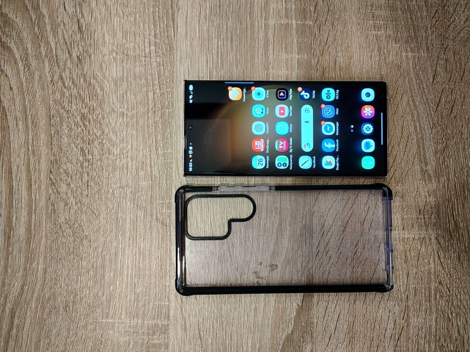 Samsung s23 ultra 8/256 перфектен (БАРТЕР)