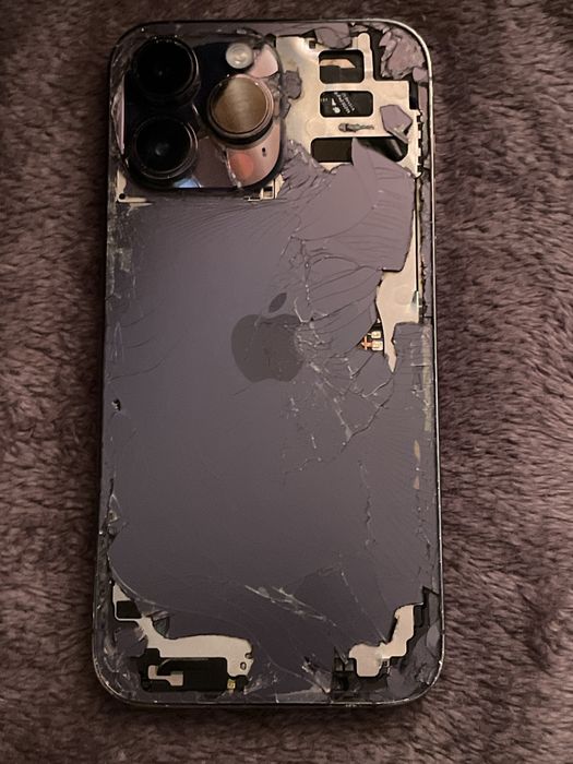 Vând iphone 14 pro max