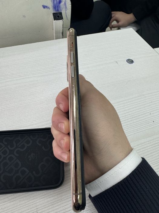 11 про макс голд цвет