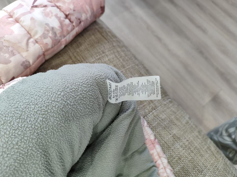 Продам детский комбинезон на девочку