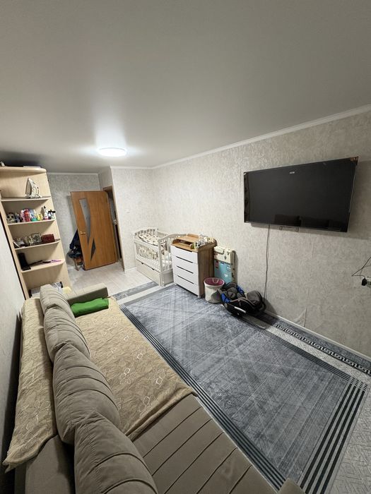 Продам квартиру 1 комнатную с мебелью