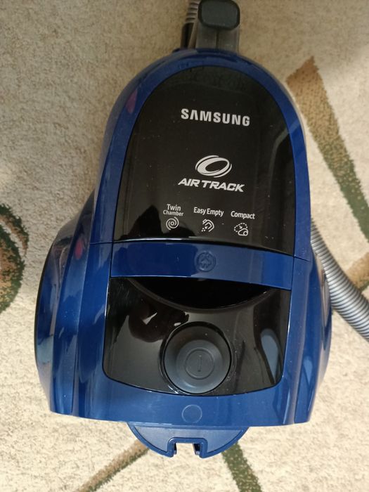 Пылесос Samsung в хорошем состоянии