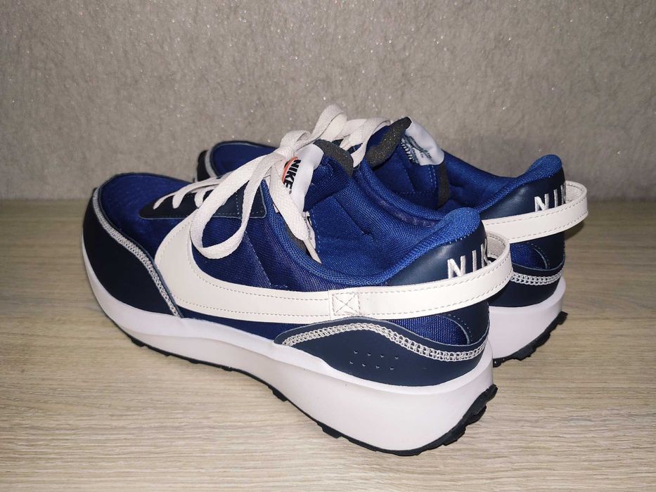 Маратонки NIKE Waffle