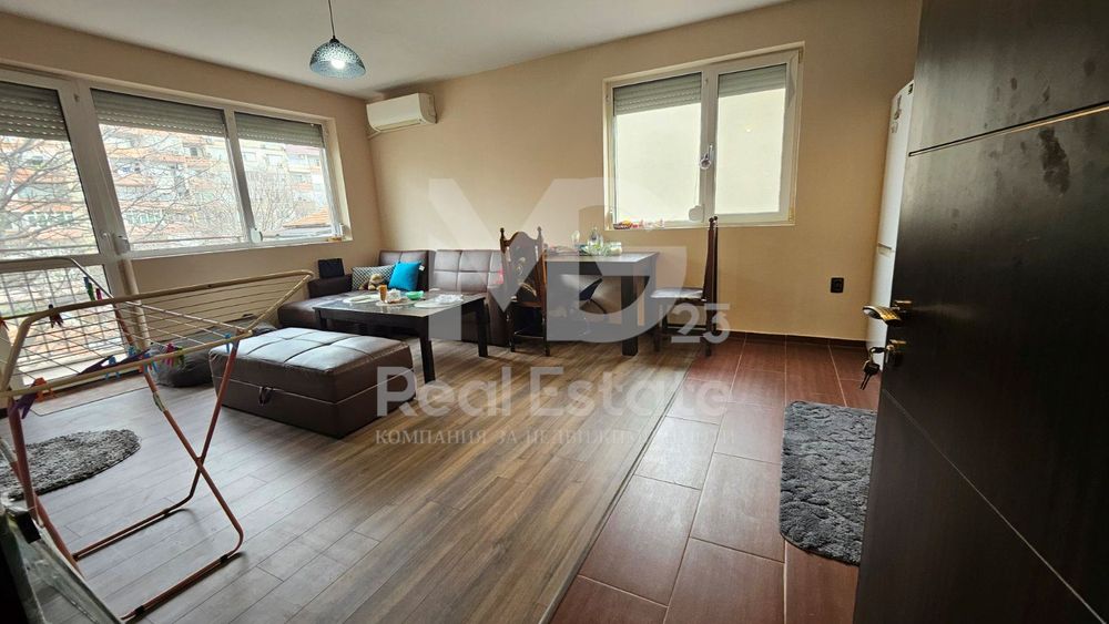Продава се Двустаен апартамент в Пловдив, Изгрев - 75 кв.м за 578 €/кв.м - Снимка #2