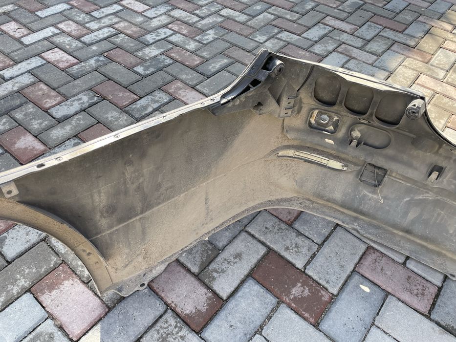 Задний бампер BMW E60 без парктроников