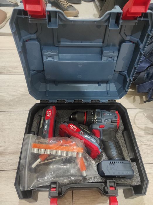 дрель-шуруповерт