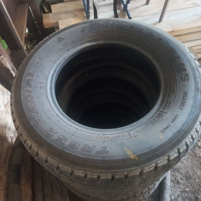 Продам резину на УАЗ, Газель