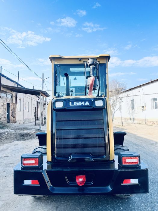 Мини погрузчик 1куб