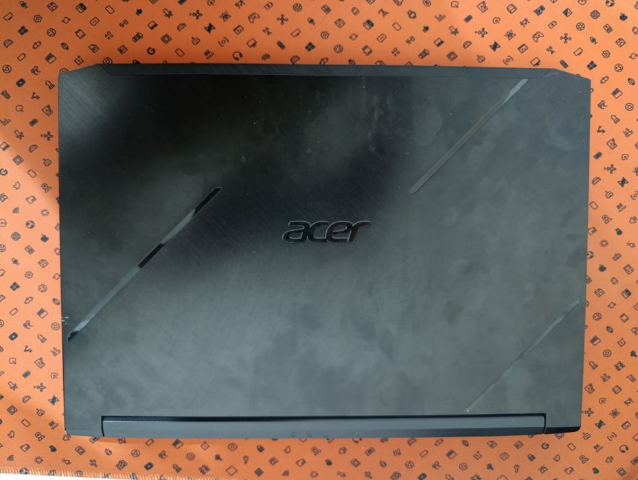 Acer Nitro 7 gaming noutbook
