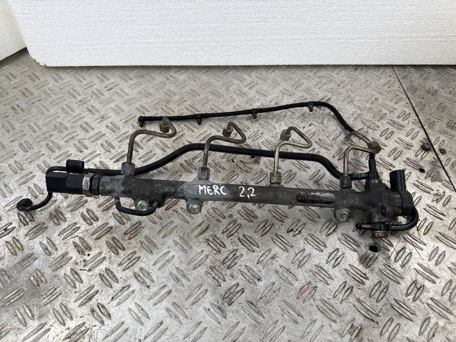 rampa injectoare A6110700095 mercedes sprinter vito c class motor 2.2