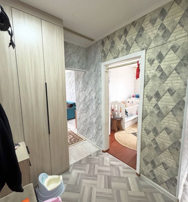 Продам 3-комн квартиру ЦОН / Бумер