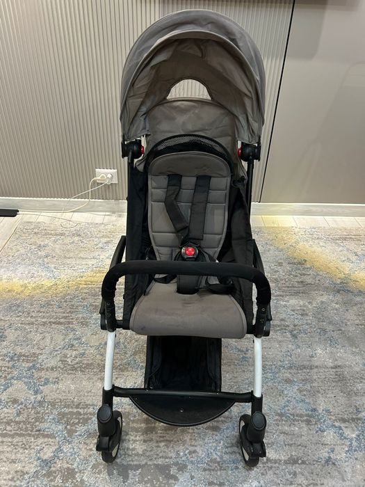 Коляска в отличном состоянии