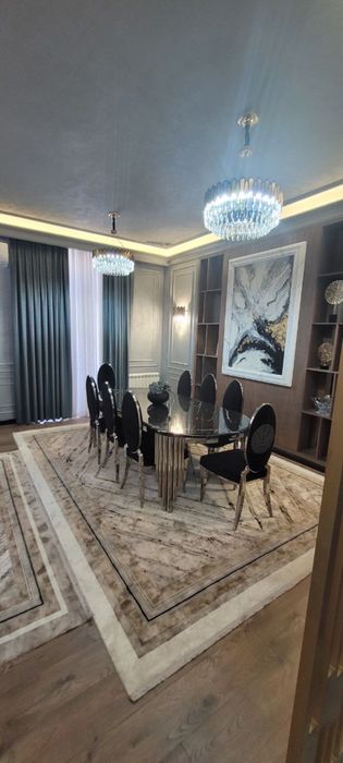 Golden House Novza 4-komn/7-8-etaji